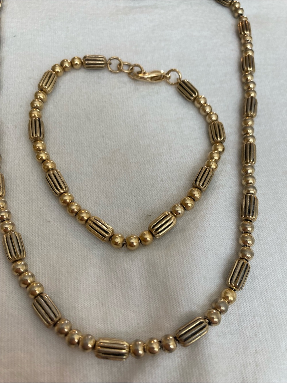Necklace and Bracelet Vintage Set - Picture 3 of 7